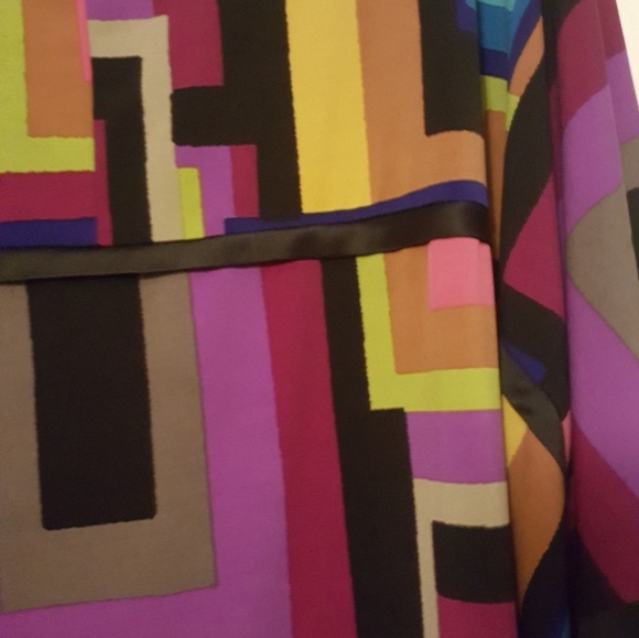 Colorful top - Picture 2 of 6